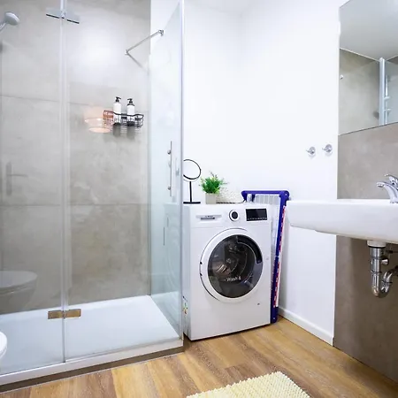 Design-Ferienwohnung In Bad Neuenahr: Platz Fuer 4, Kueche, Wifi, Netflix Extérieur photo
