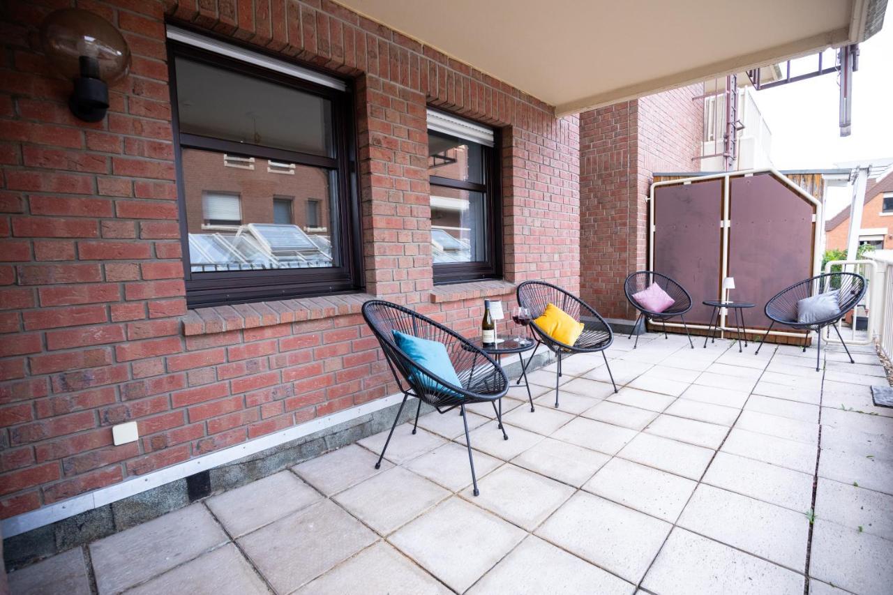 Design-ferienwohnung In Bad Neuenahr: Platz Fuer 4, Kueche, Wifi, Netflix Appartement